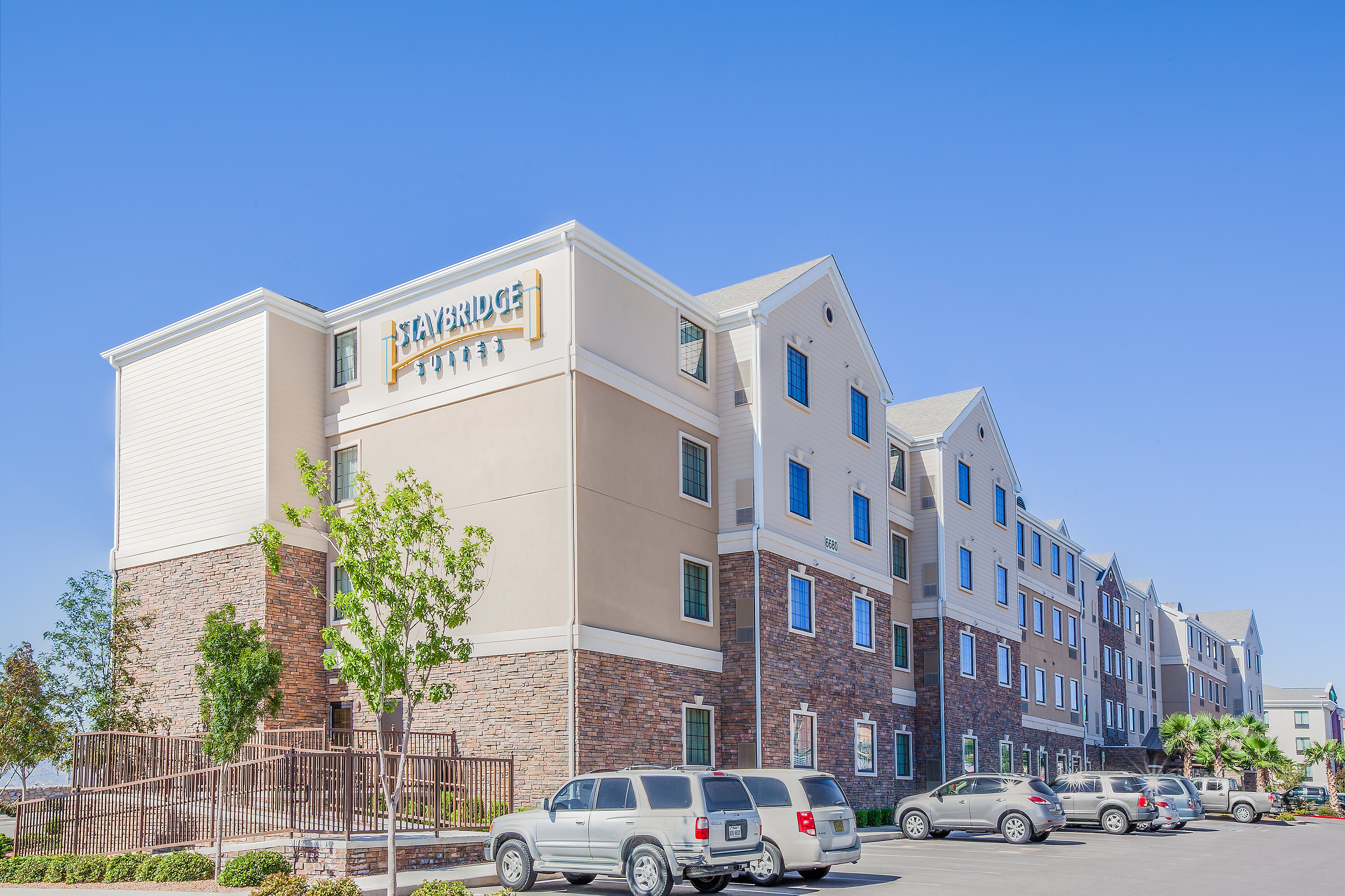 Staybridge Suites El Paso Airport Area 22/24