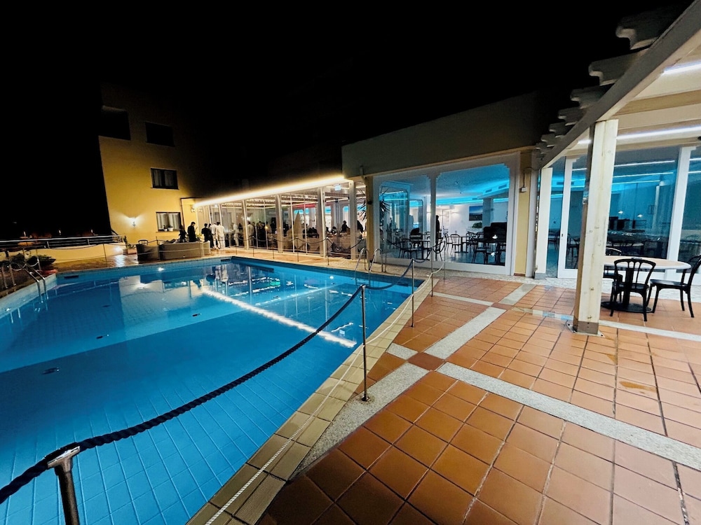 Miralonga Hotel 21/50