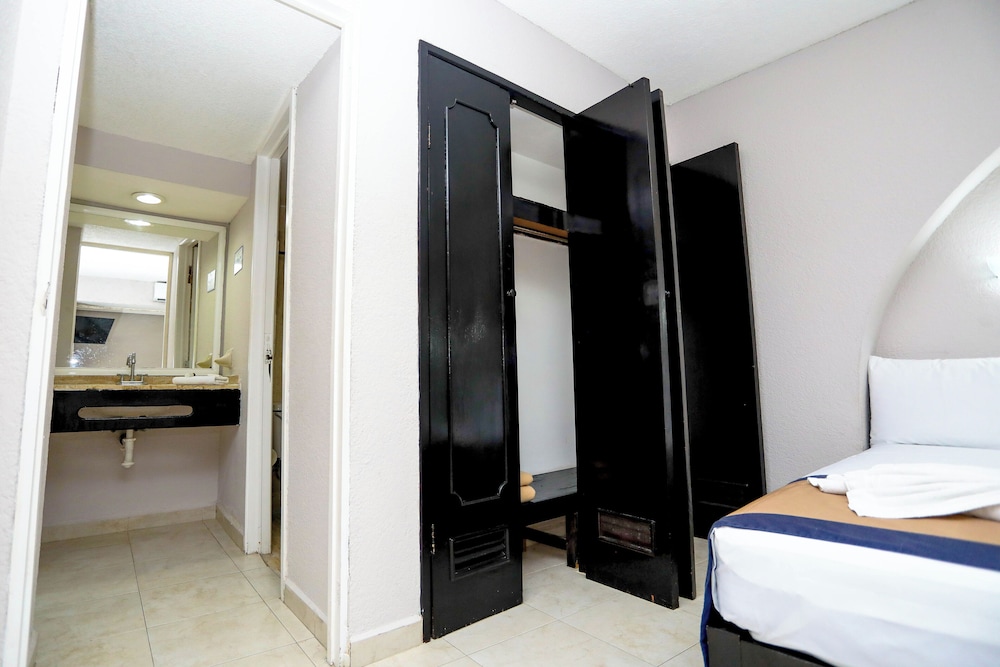 CARIBE INTERNACIONAL CANCUN 28/71