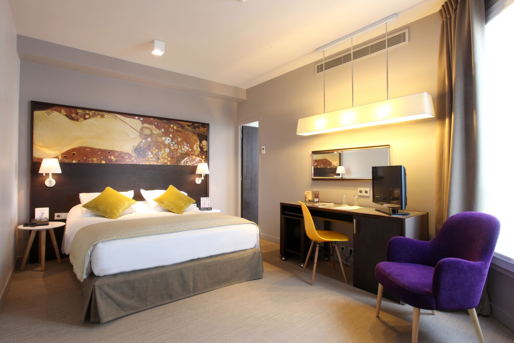 COMFORT, DOUBLE BED, PARK VIEW