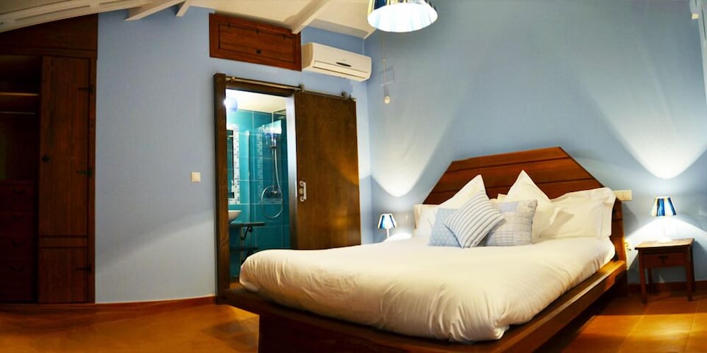 SUPERIOR, DOUBLE BED, BALCONY