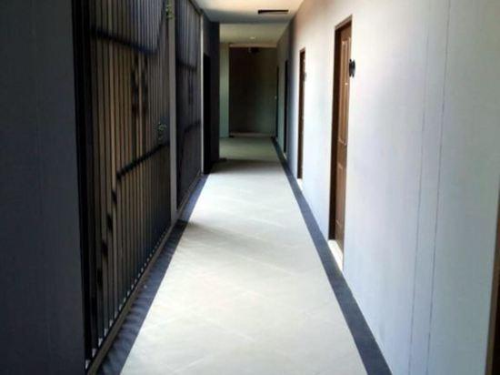 House 945 17/24