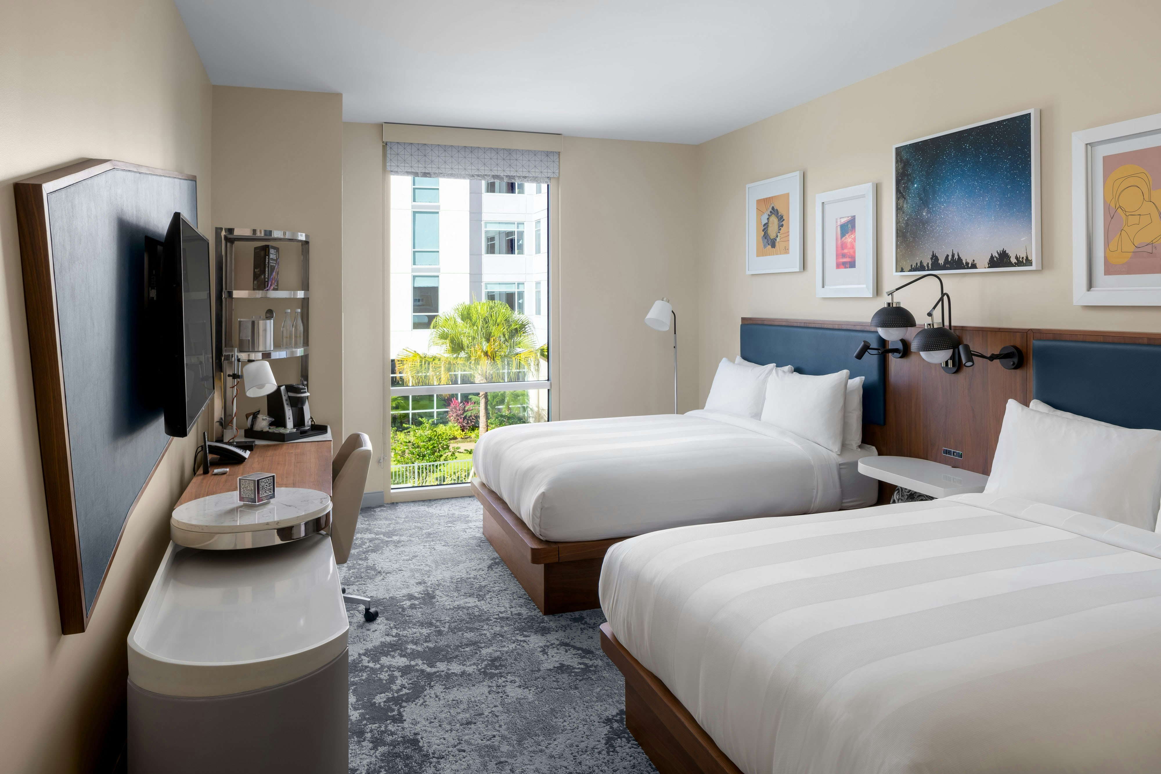 room, 2 queen beds