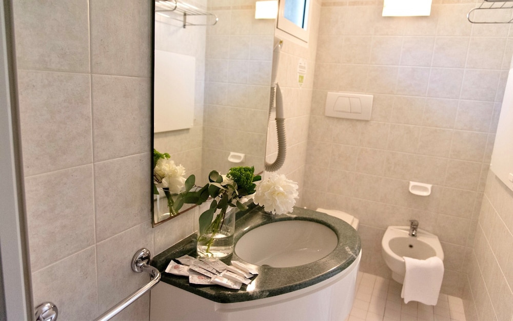 Hotel Maestri 44/50