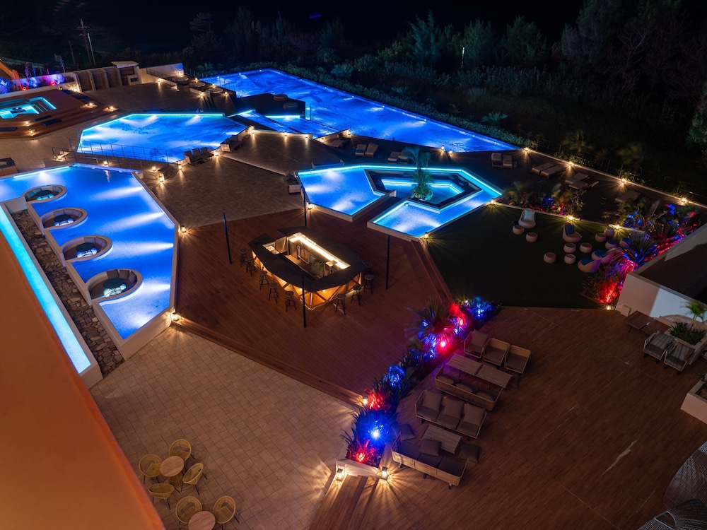 AQUASENSE Hotel & Resort 52/61