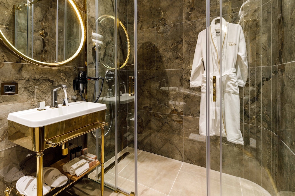 Cronton Design Hotel 47/50