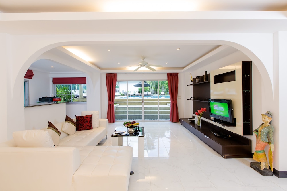 Serenity Lakeside Resort 39/69