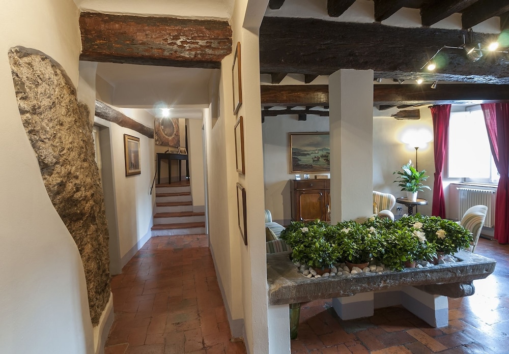 B&B Arena Di Lucca 2/28