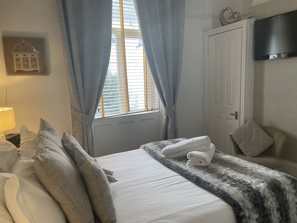 COMFORT, DOUBLE BED