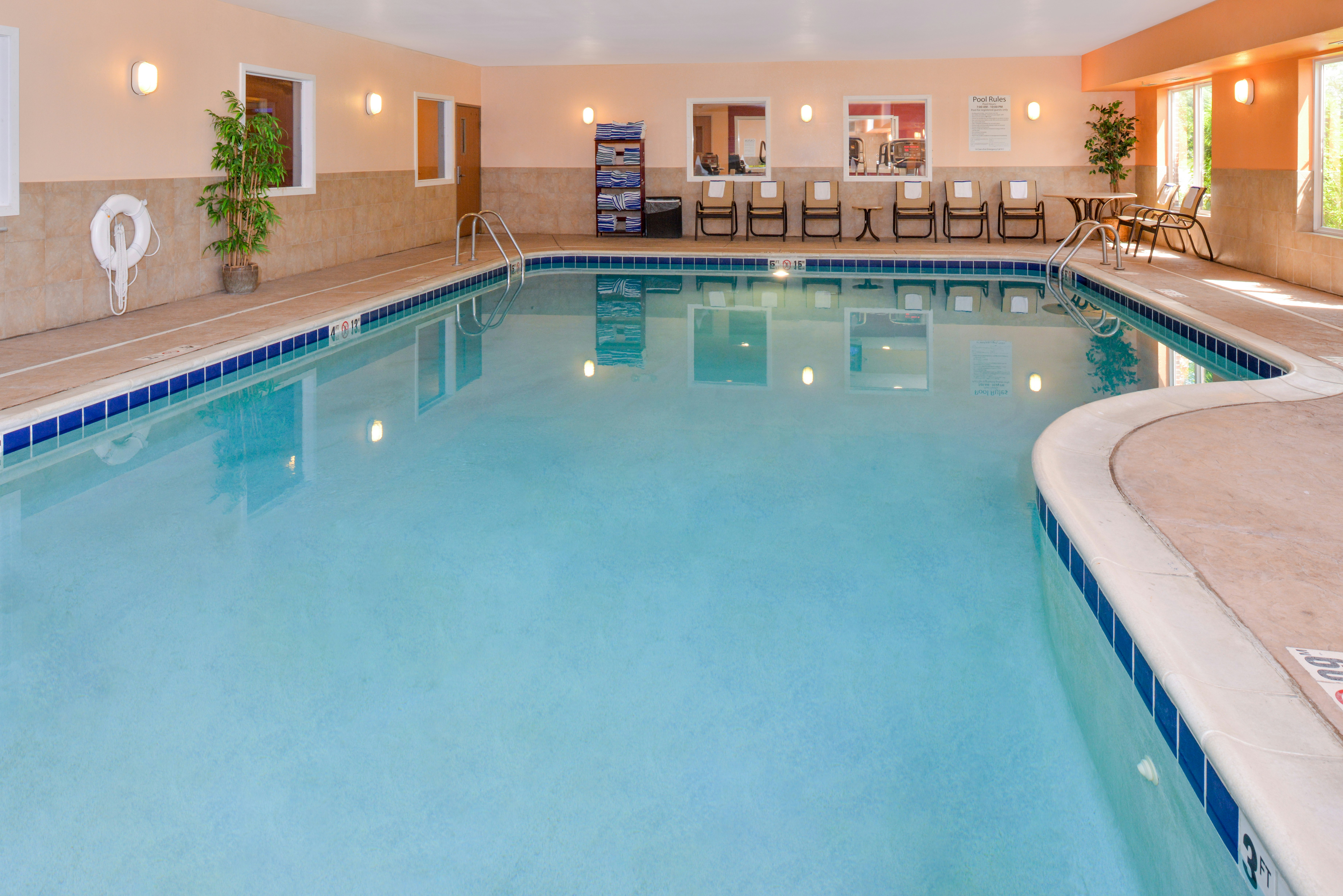 Holiday Inn Express Hotel And Suites Lancaster Lititz 46/73