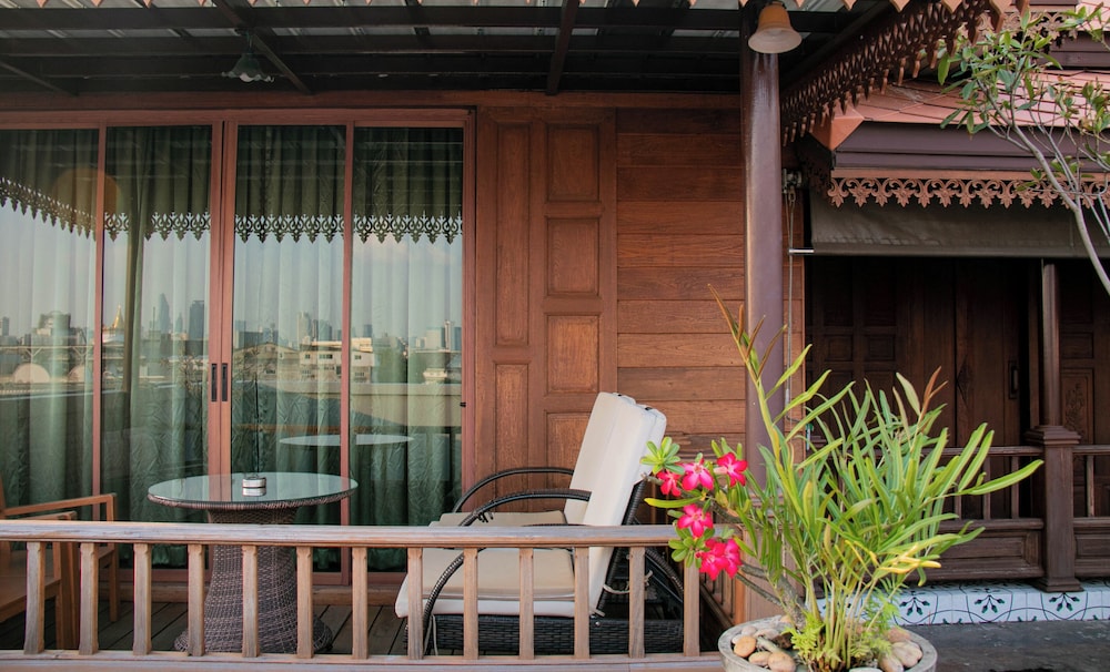 Lamphu Tree House Boutique Hotel 2/70