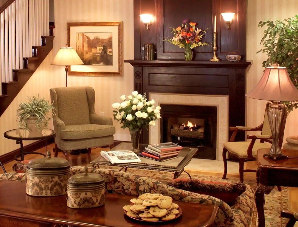 Country Inn Suites By Radisson Newport News South Va 17/25