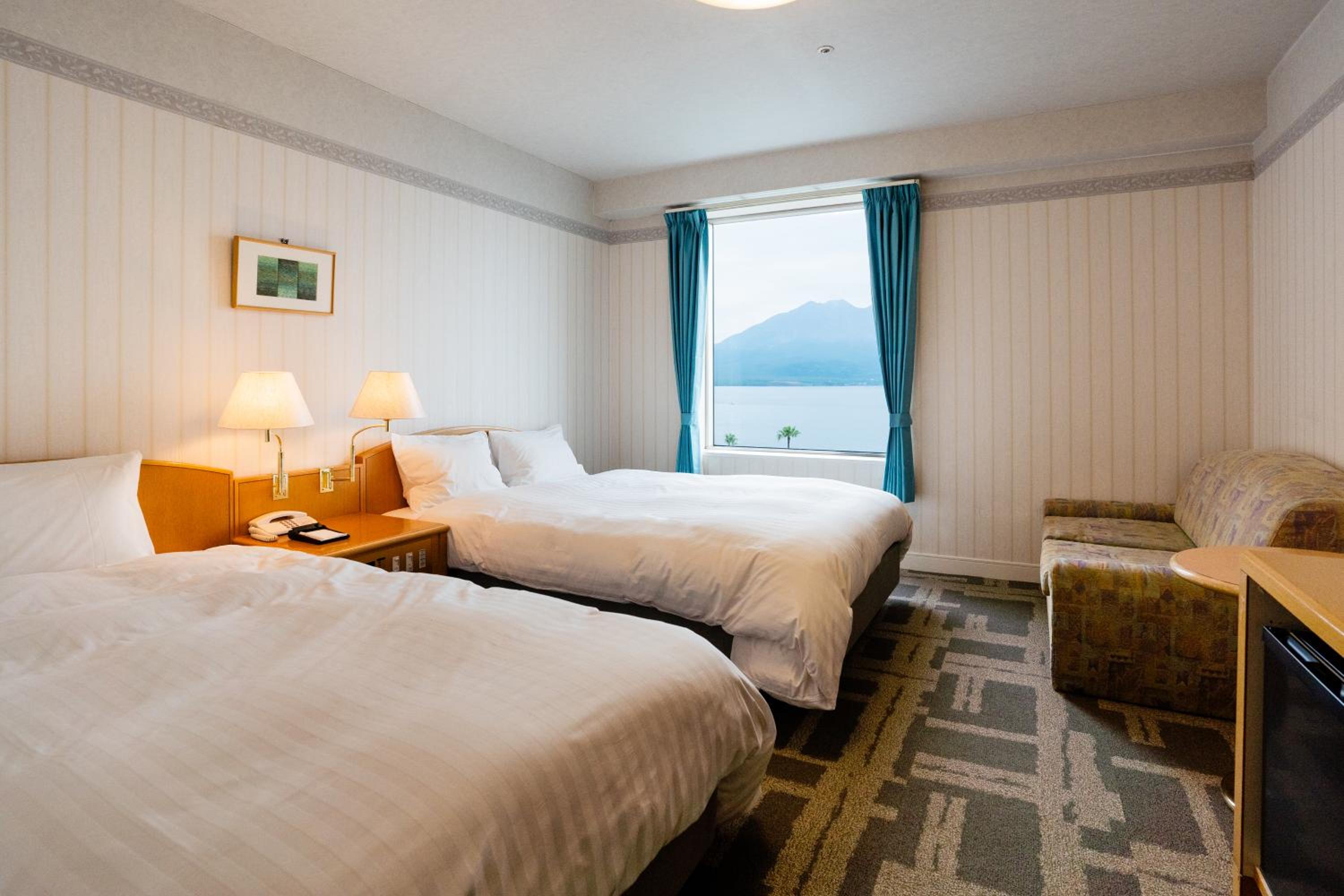 Room, Twin Beds