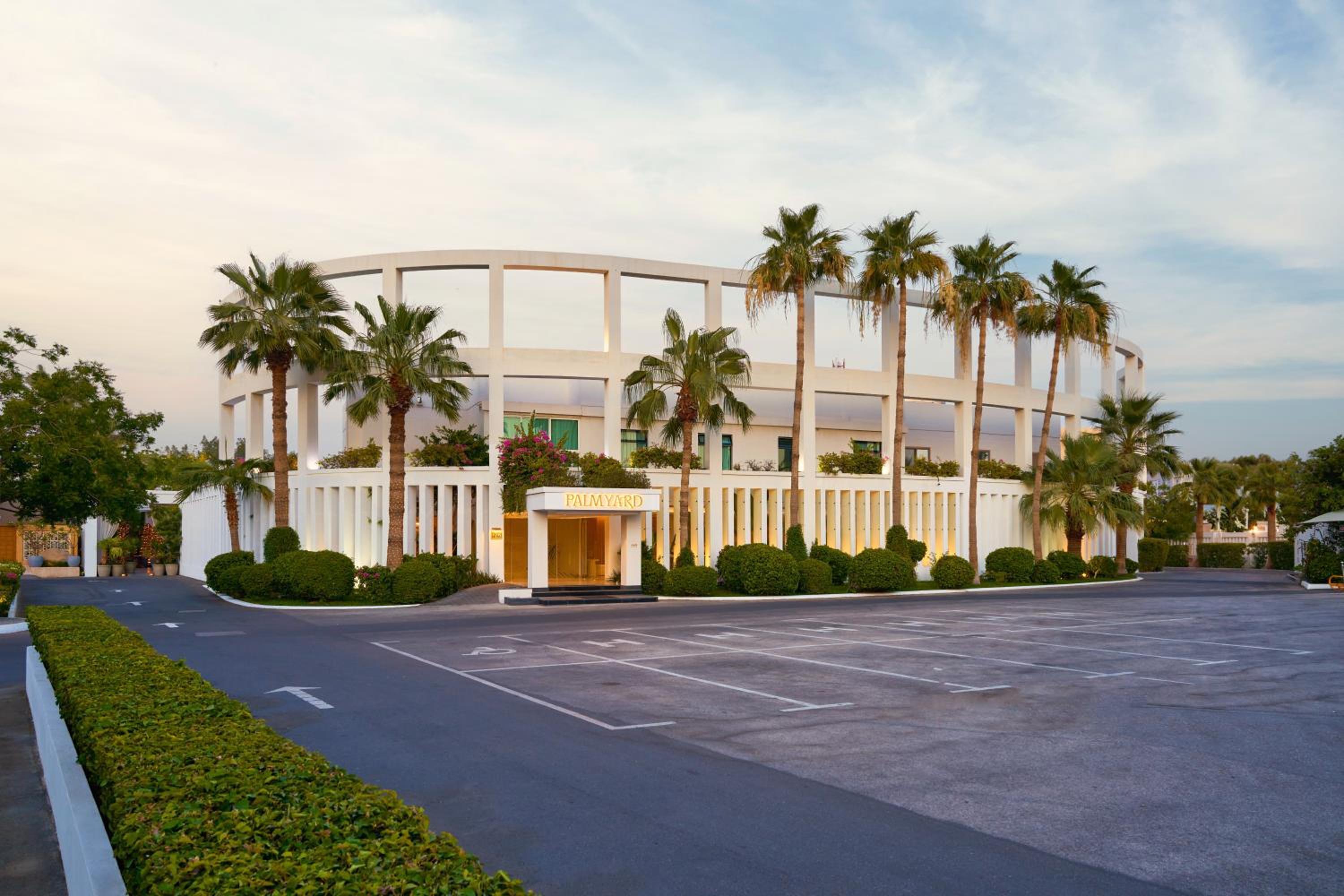 Palmyard hotel 43/50