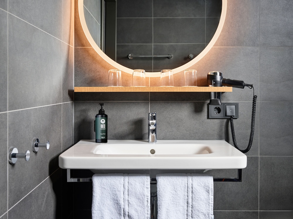 H2 Hotel Saarbrucken 29/30