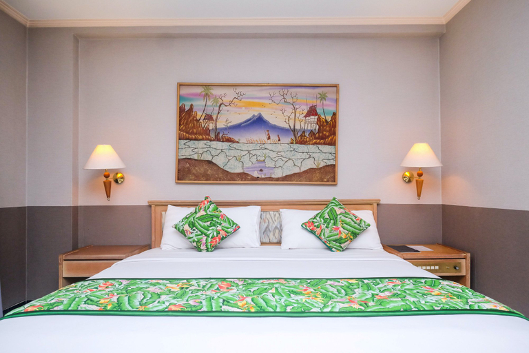 Hotel Surya Asia 4/11