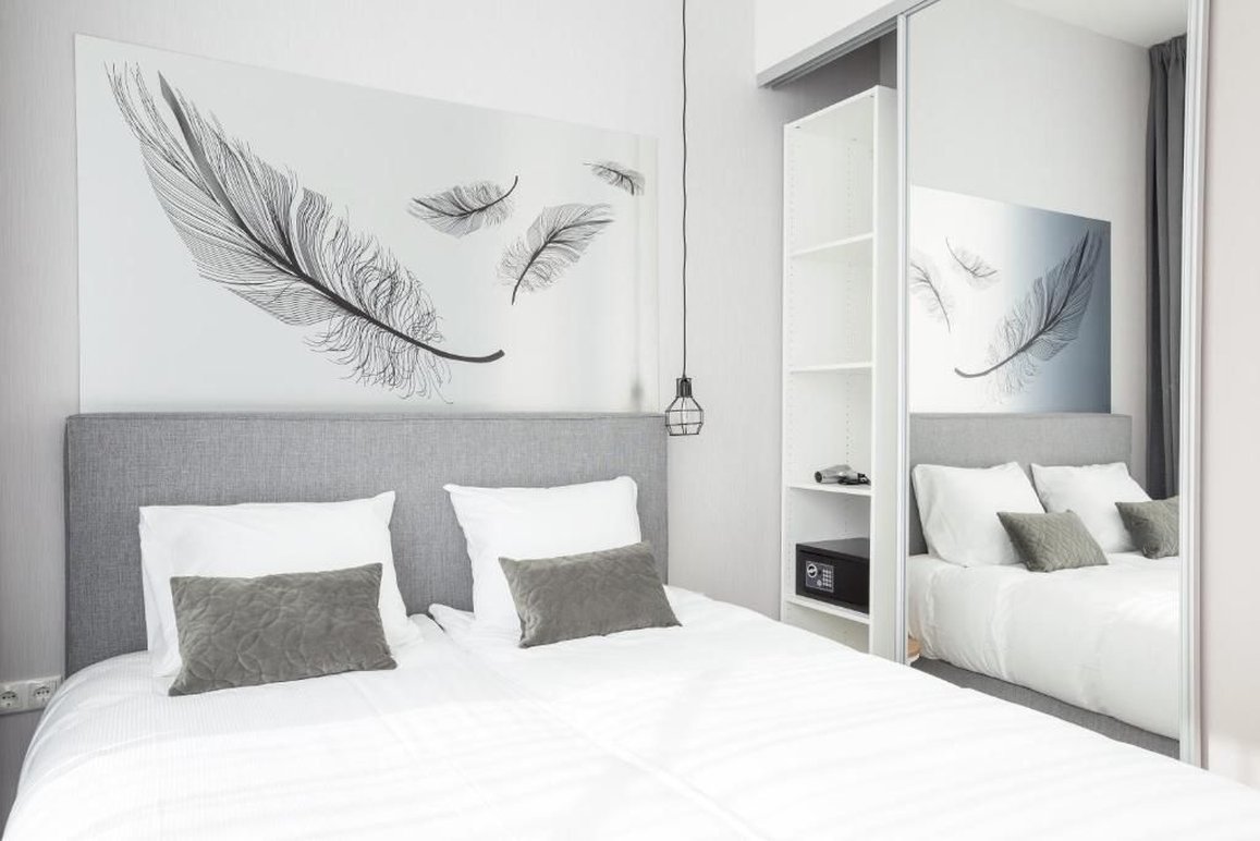SUPERIOR, DOUBLE BED