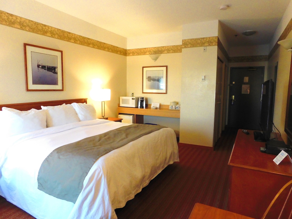 Coastal Inn Halifax 26/60