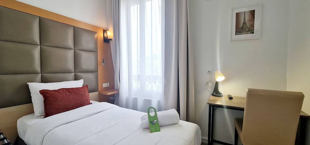 Hotel De France. 18/38