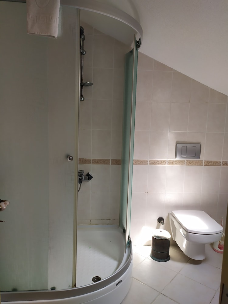 Dolina Boutique Hotel 50/52