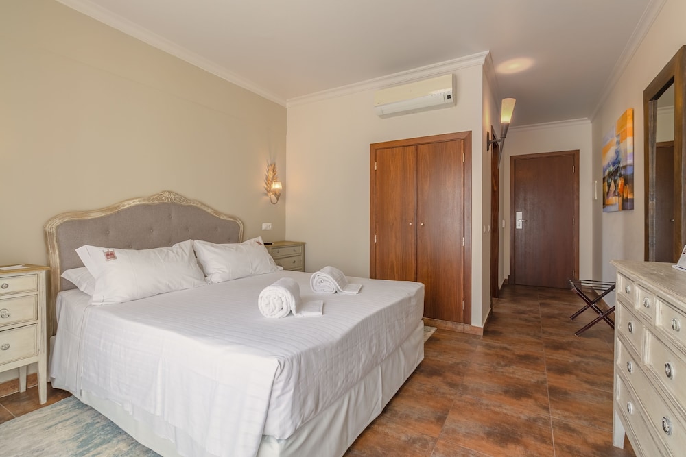 Charming Residence & Guest House Dom Manuel I 17/50