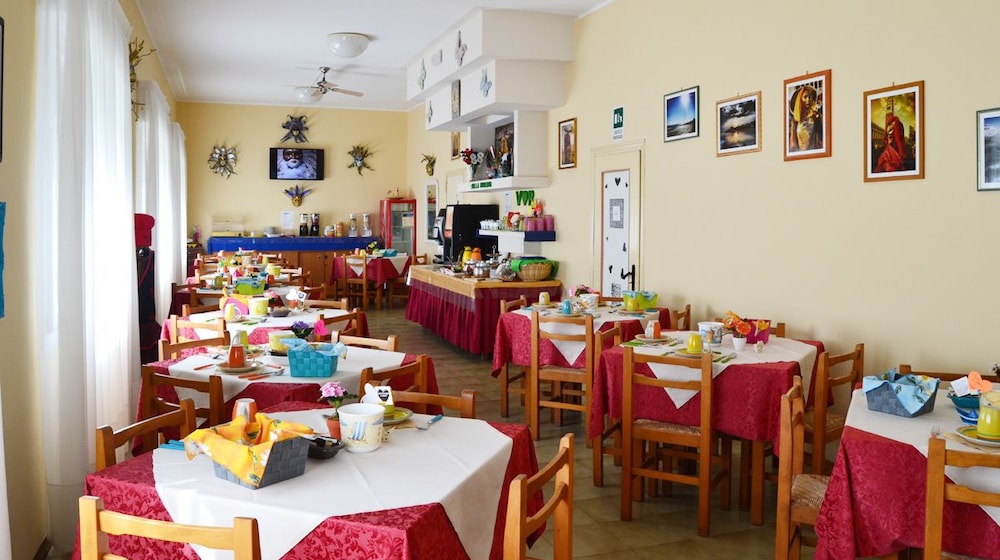 Hotel Villa Roberta 19/22
