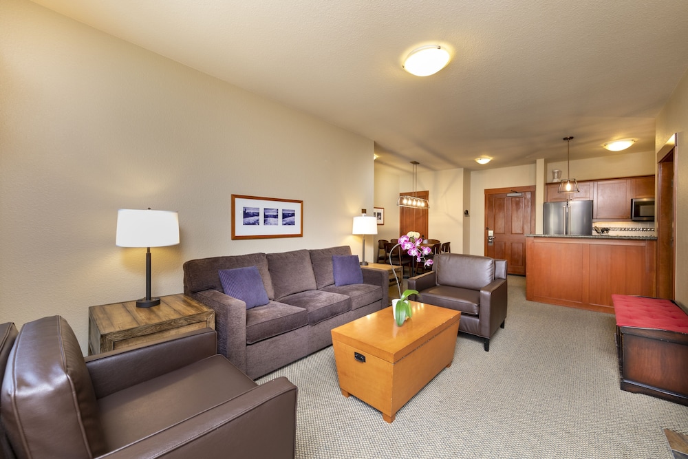 The Village at Palisades Tahoe 34/50