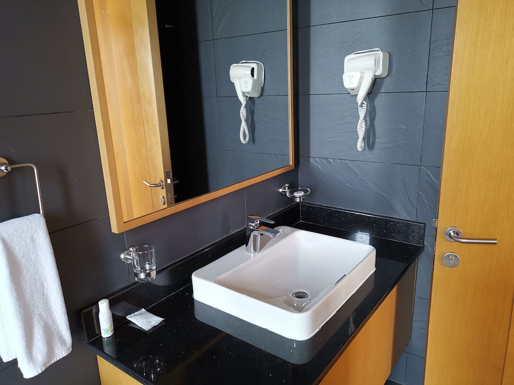 K Hotels 15/54