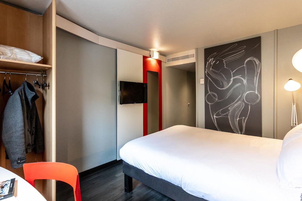 Ibis Bourges 19/70