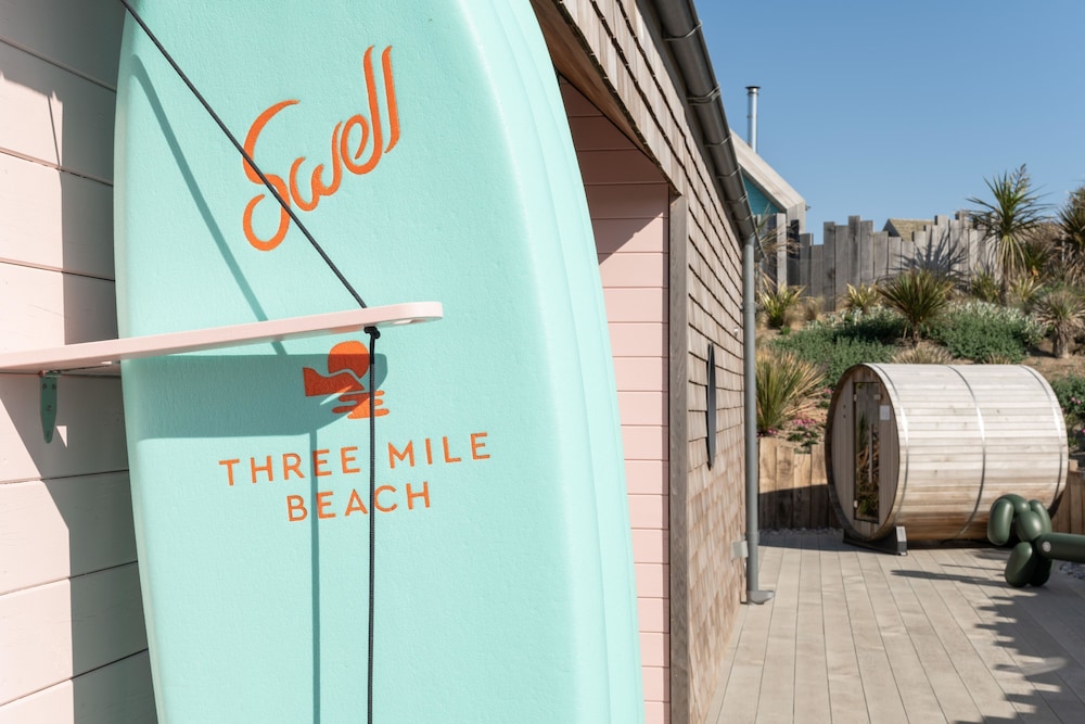 Three Mile Beach 8/67