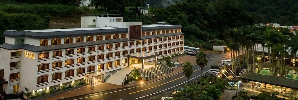 Dong Tair Spa Hotel 3/40