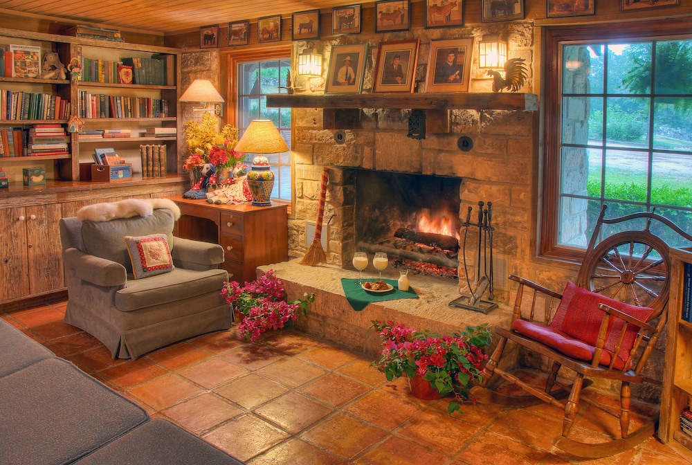 Kuebler Waldrip Haus Bed and Breakfast 27/50