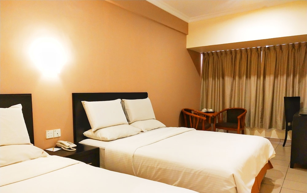 Megah D Aru Hotel Tanjung Aru Kota Kinabalu 23/50