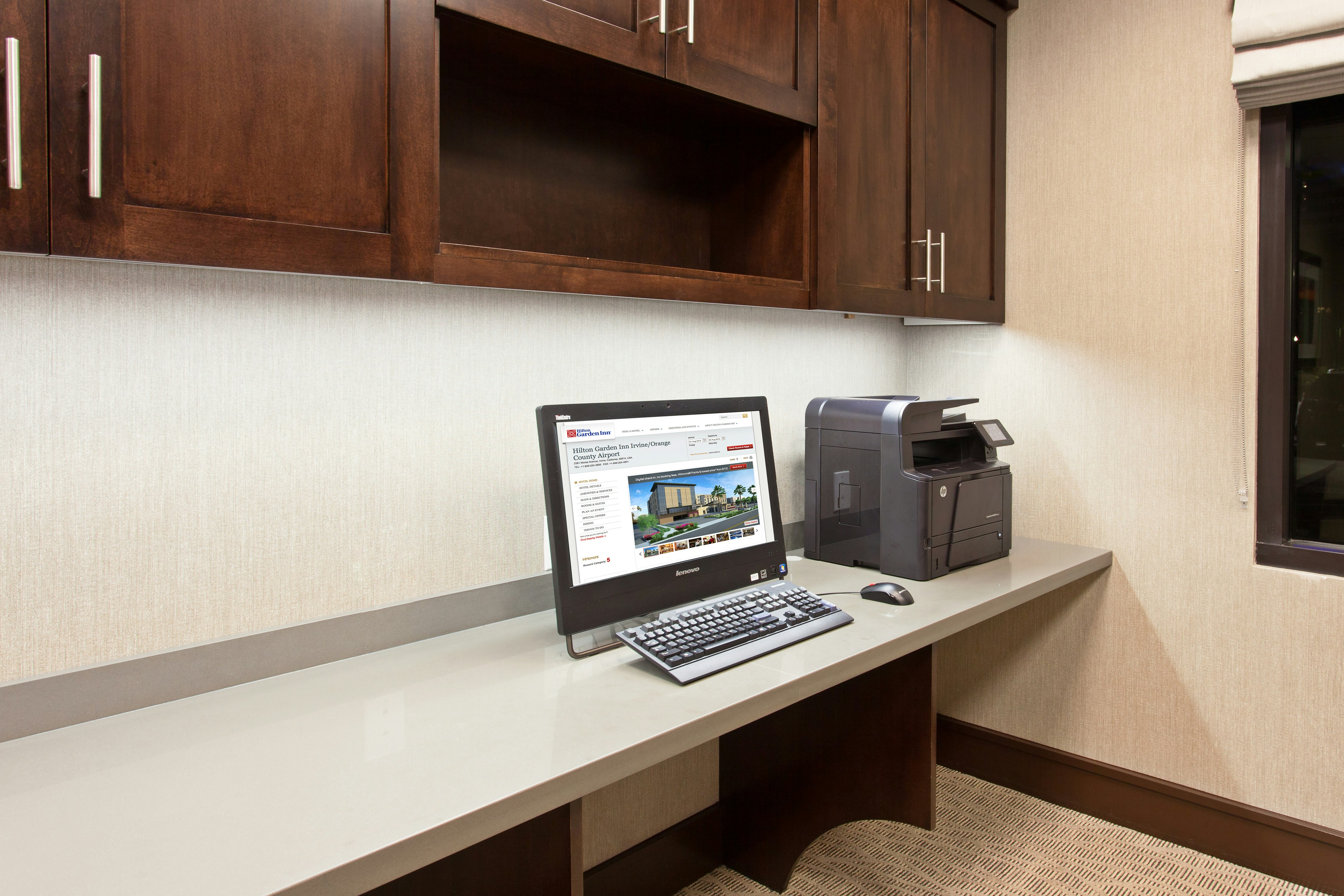 Hilton Garden Inn Irvine / Orange County Airport 22/30