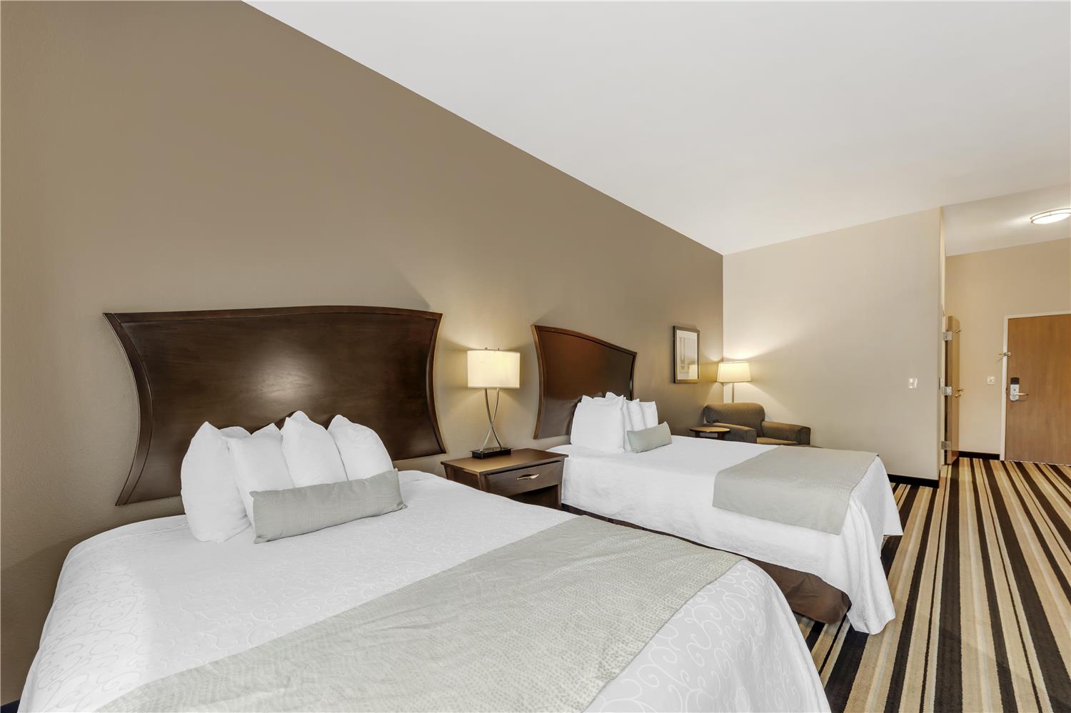 Best Western Plus Sand Bass Inn & Suites 21/52
