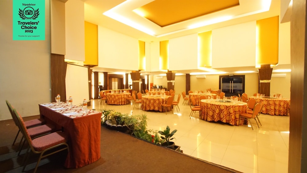 Hotel Dafam Cilacap 22/36
