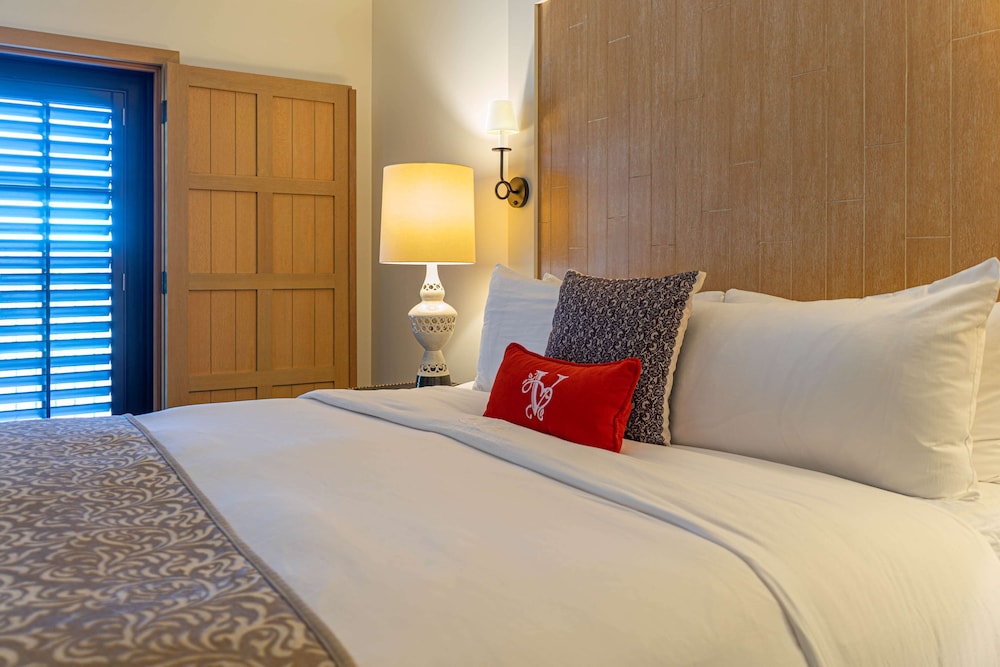 TRADITIONAL, DOUBLE BED