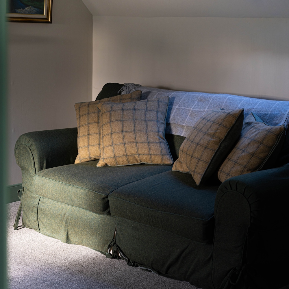 FORSS HOUSE HOTEL 9/40