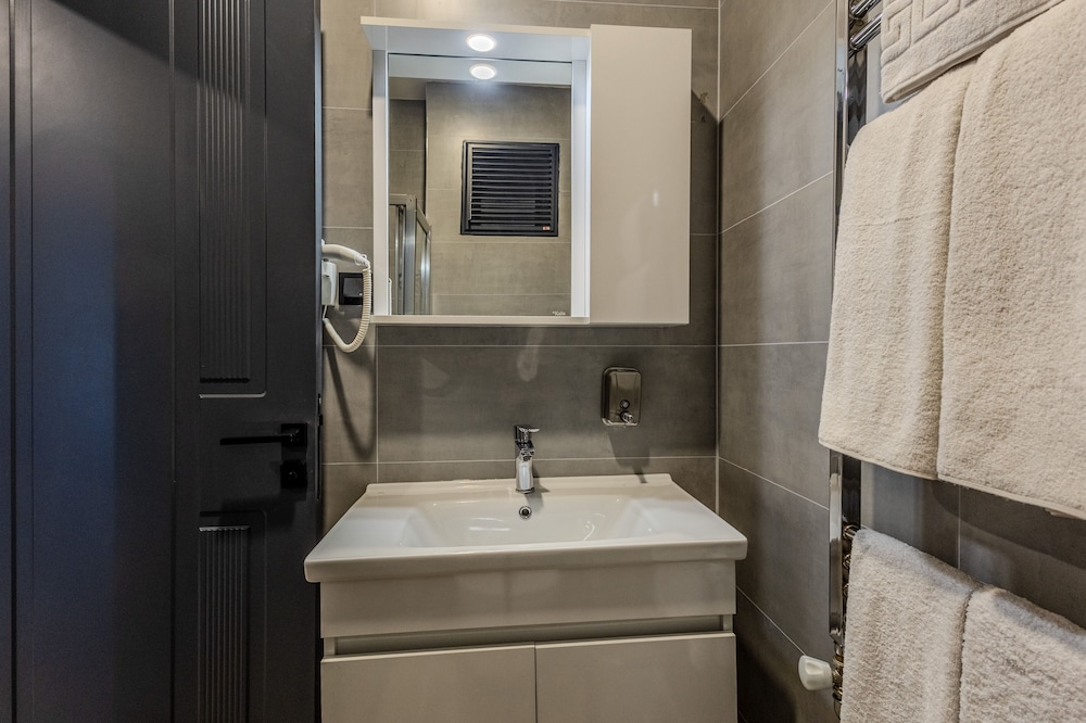 Leliko Suites 27/30