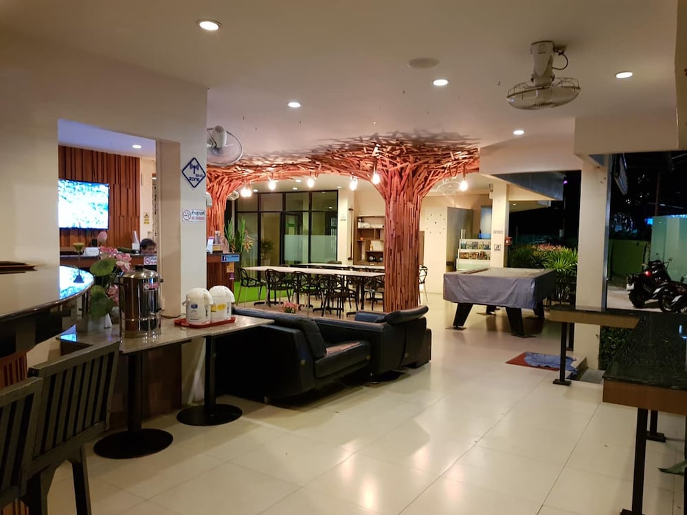 The Wave Hotel Patong 65/73