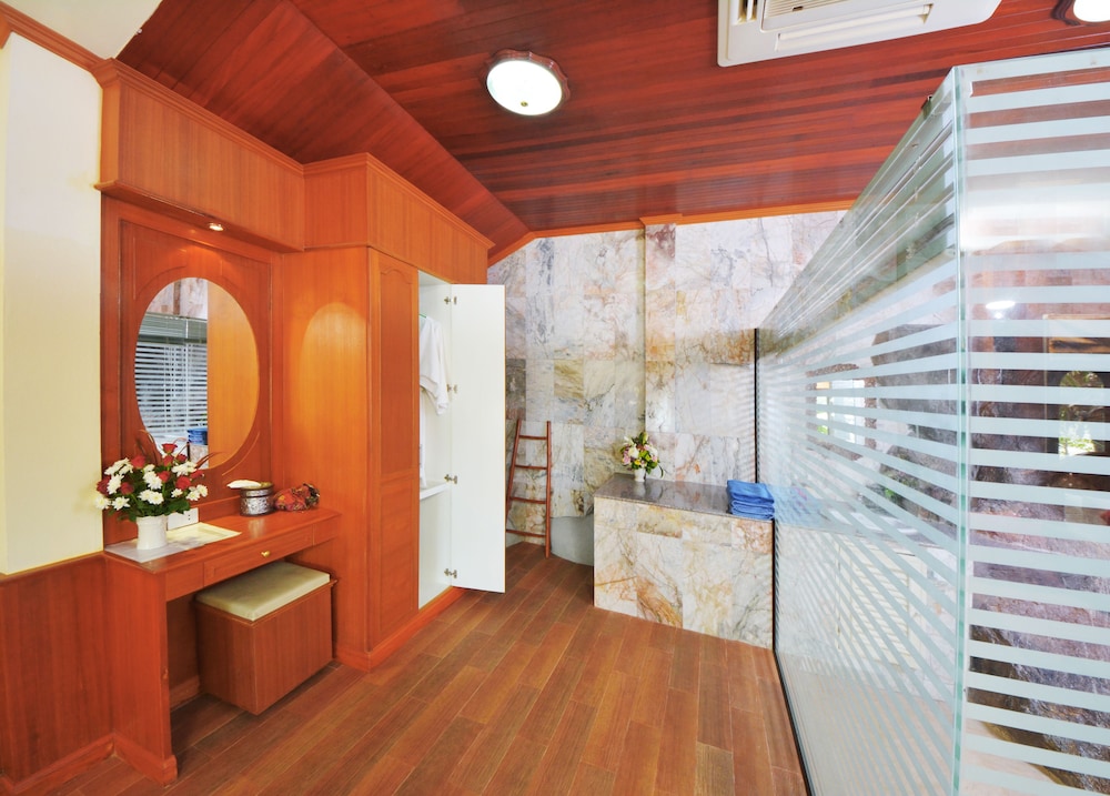 Haad Yao Bayview Resort And Spa 30/66
