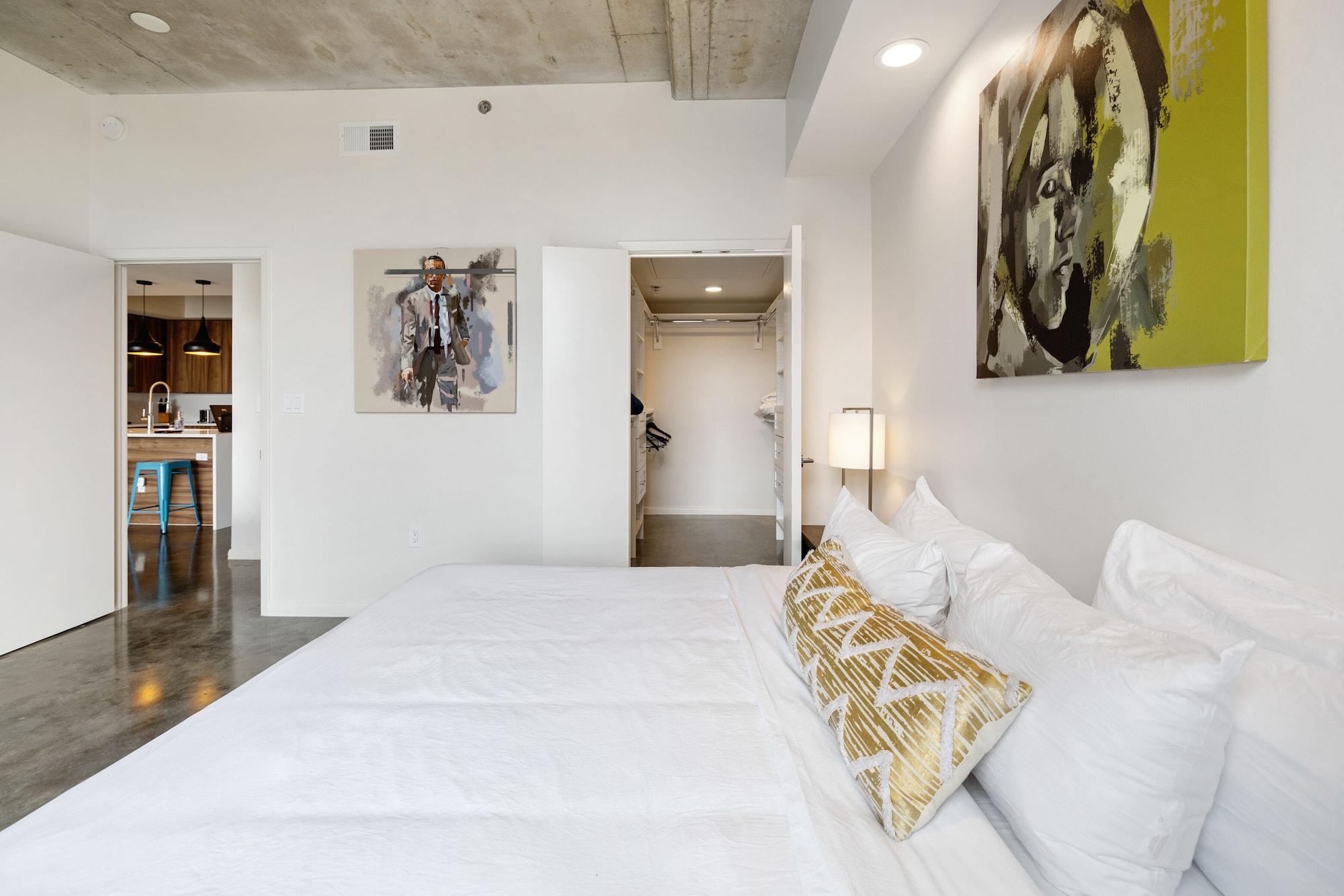2 BEDROOMS, DELUXE, APARTMENT, 2 BATHROOMS