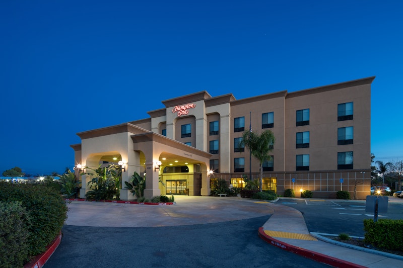 Hampton Inn Visalia 45/47