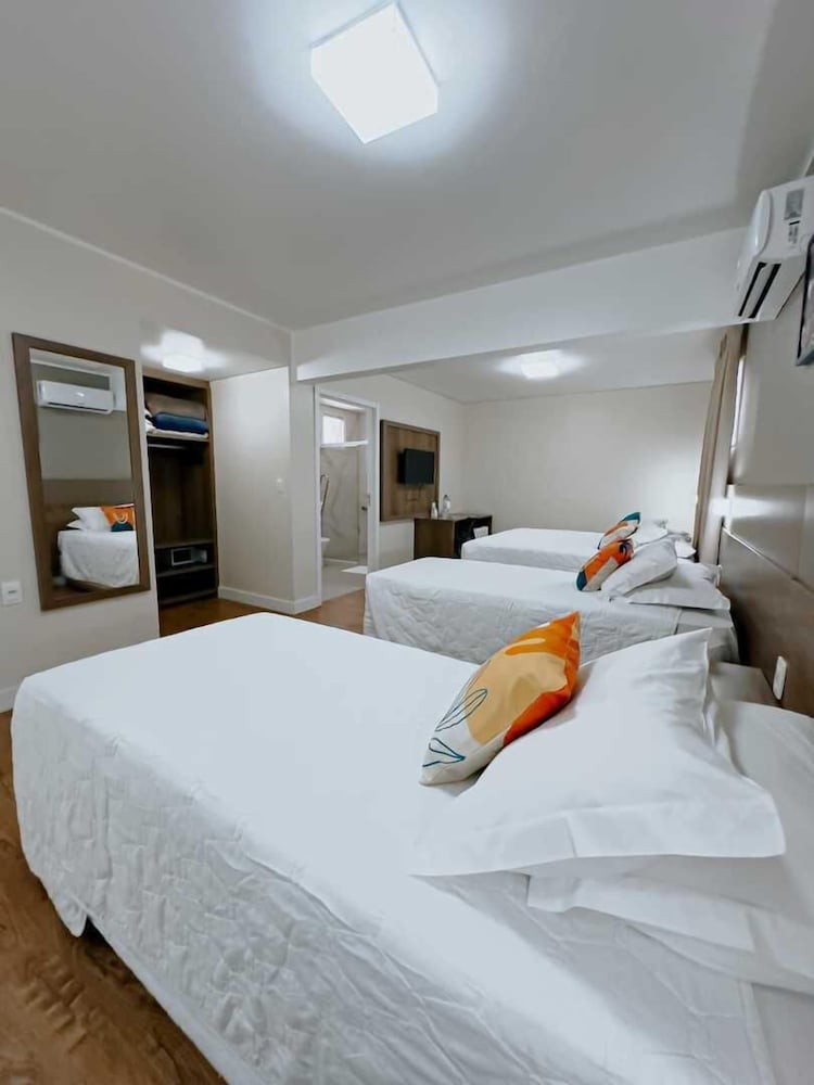 Room, Quadruple, 4 Beds, Accessible