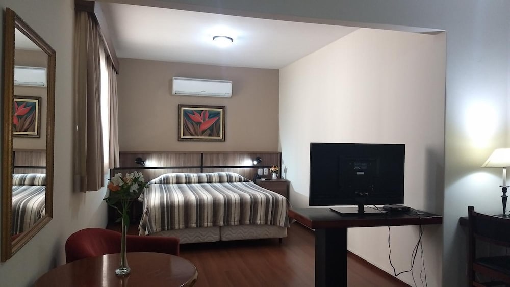 Castel Plaza Hotel 47/61