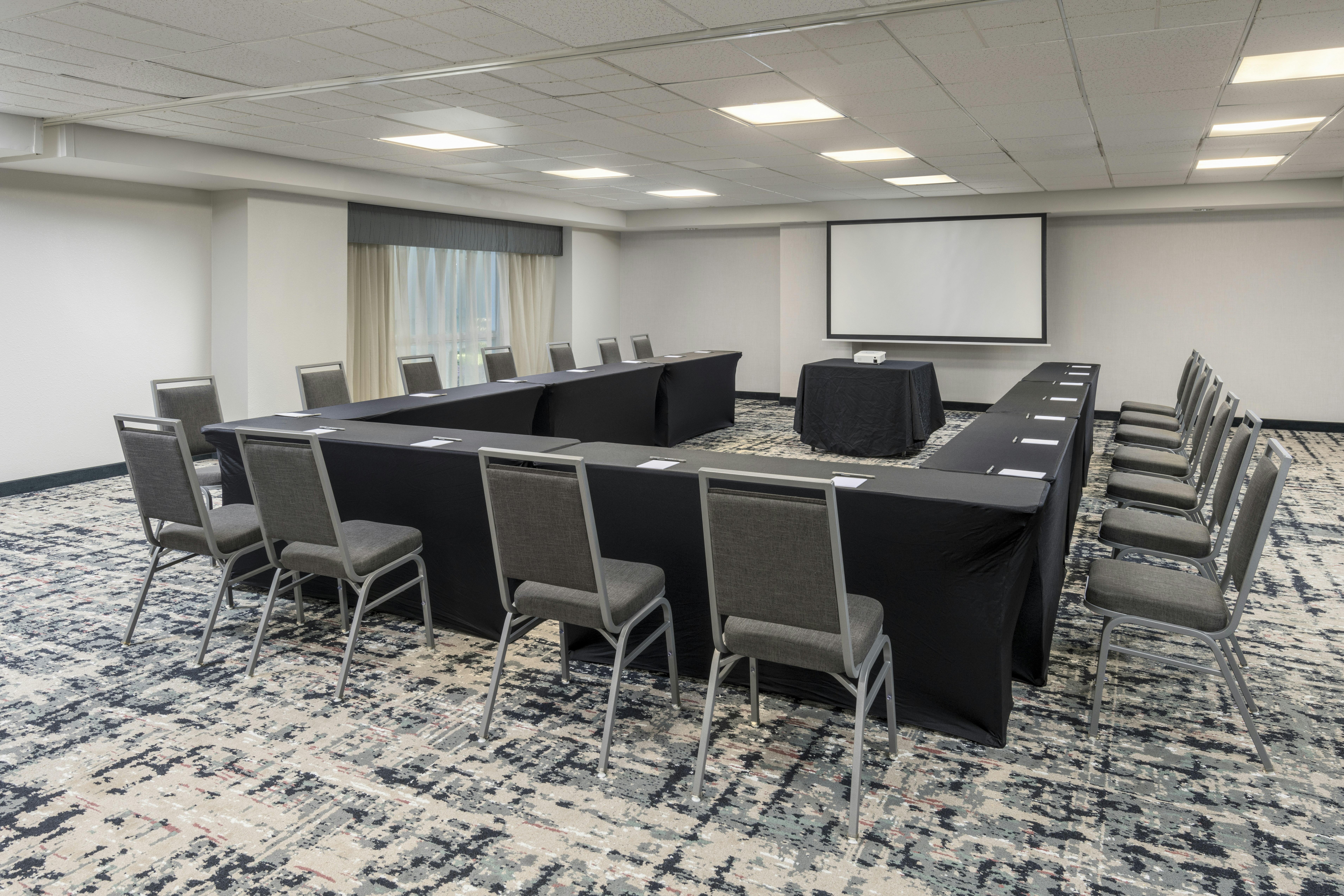 Homewood Suites Miami Airport/Blue Lagoon 21/30