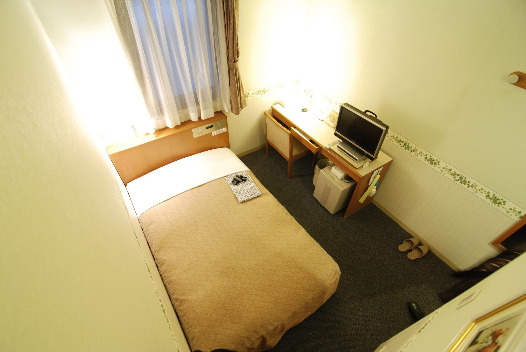 Room, Single, Semi Double Bed, Smoking