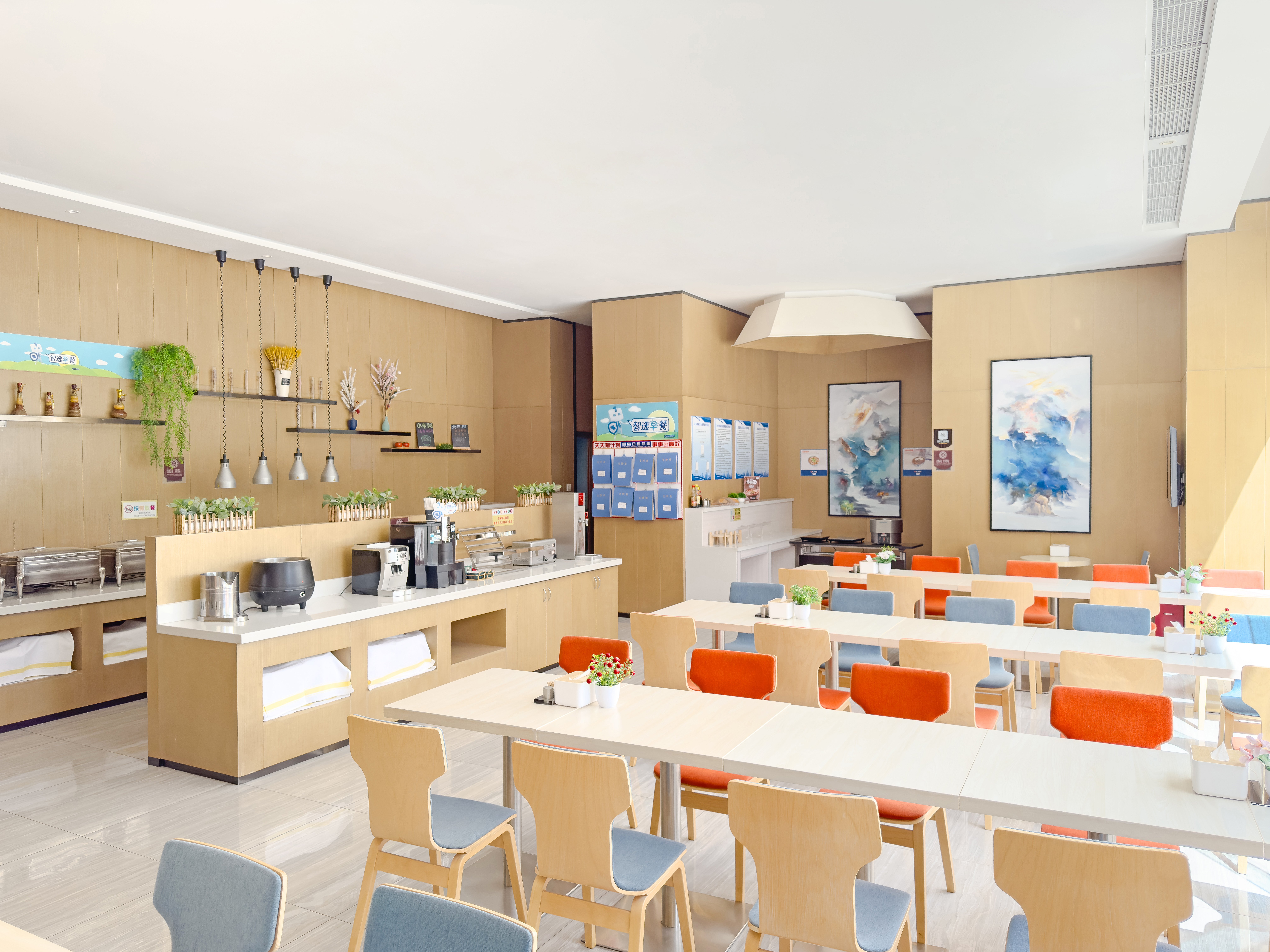 HOLIDAY INN EXPRESS ZHANGYE 28/32