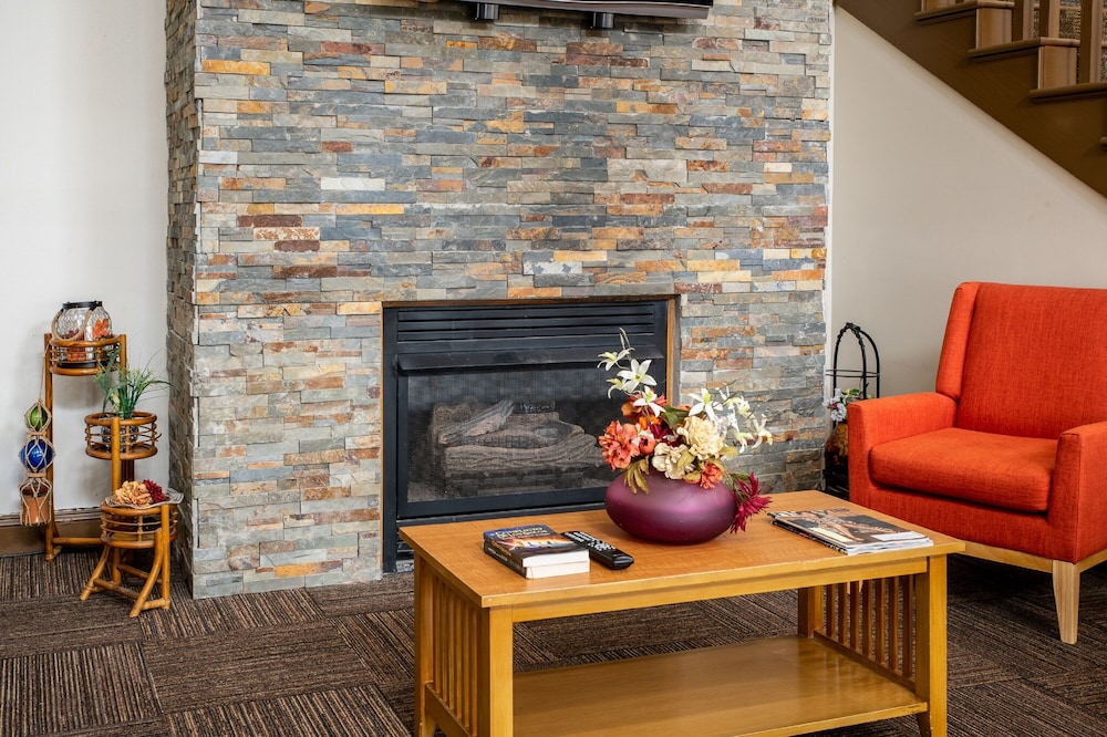 BlissPoint Inn and Suites Marion 30/47