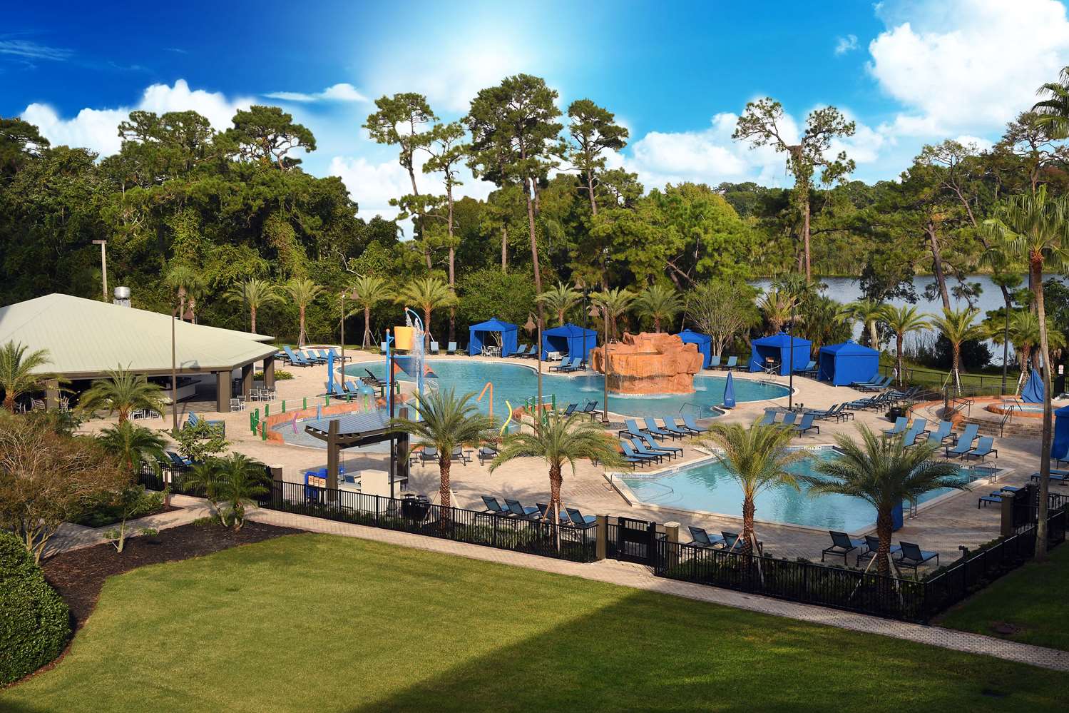 Wyndham Lake Buena Vista Disney Springs Resort Area 45/54